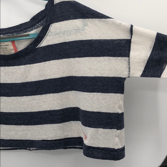 A&F Blue and White Stripe Crop Top Size XS - Picture 3 of 8